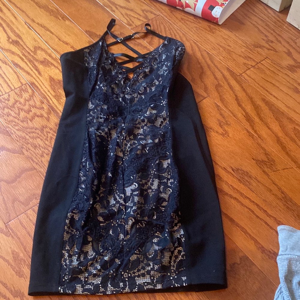 Bebe dress